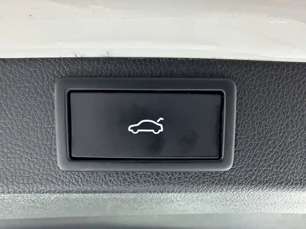 Skoda Karoq — миниатюра 18