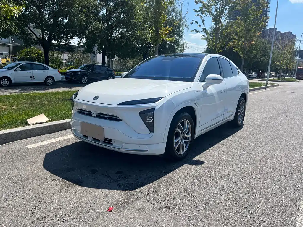 NIO EC6