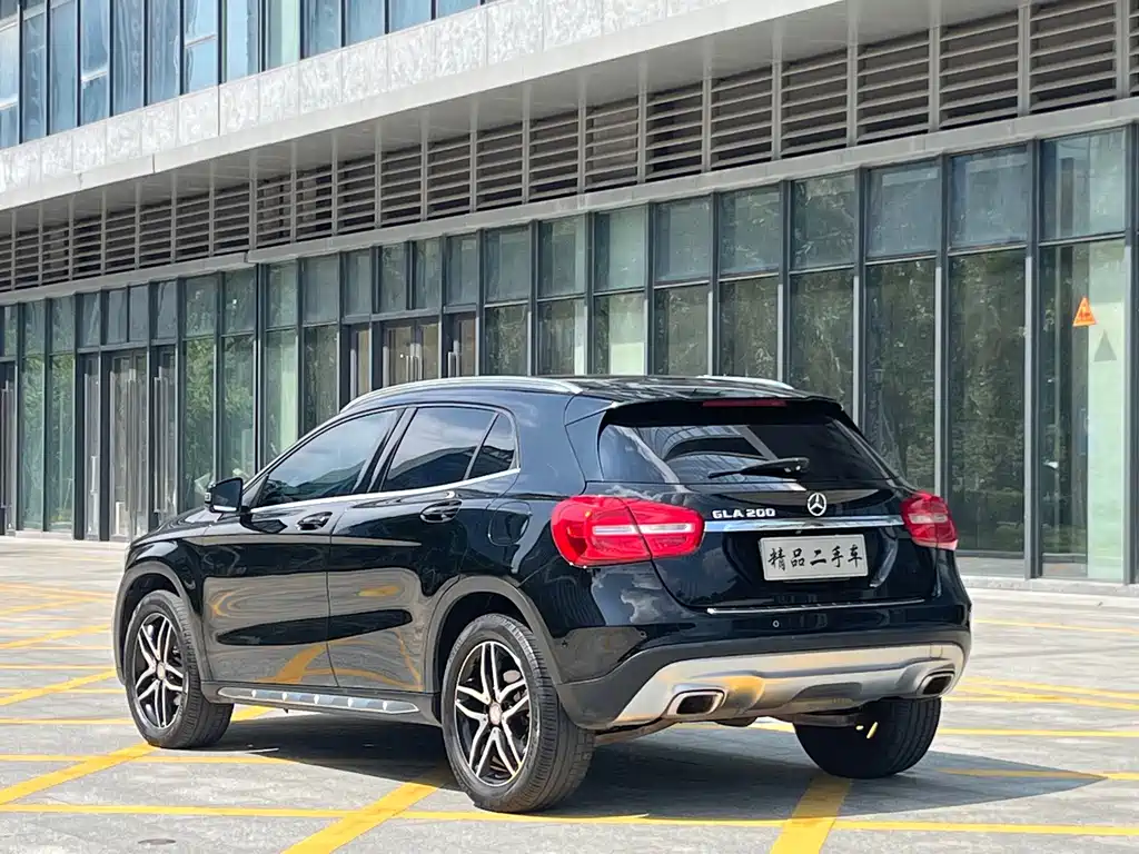 Mercedes-Benz GLA — миниатюра 4