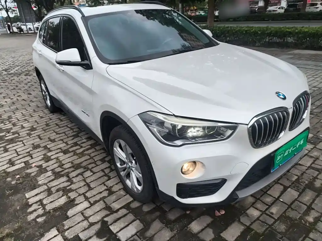 BMW X1 — миниатюра 4