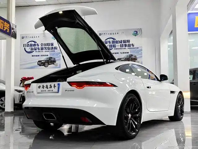 Jaguar F-TYPE — миниатюра 11