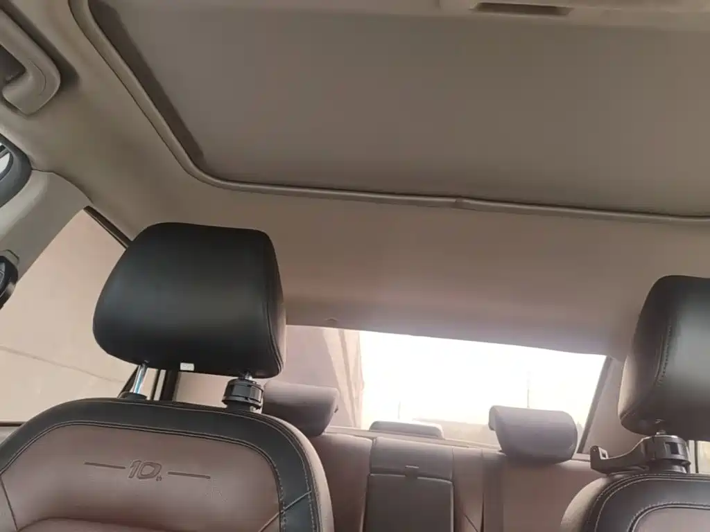 Geely Vision — миниатюра 18