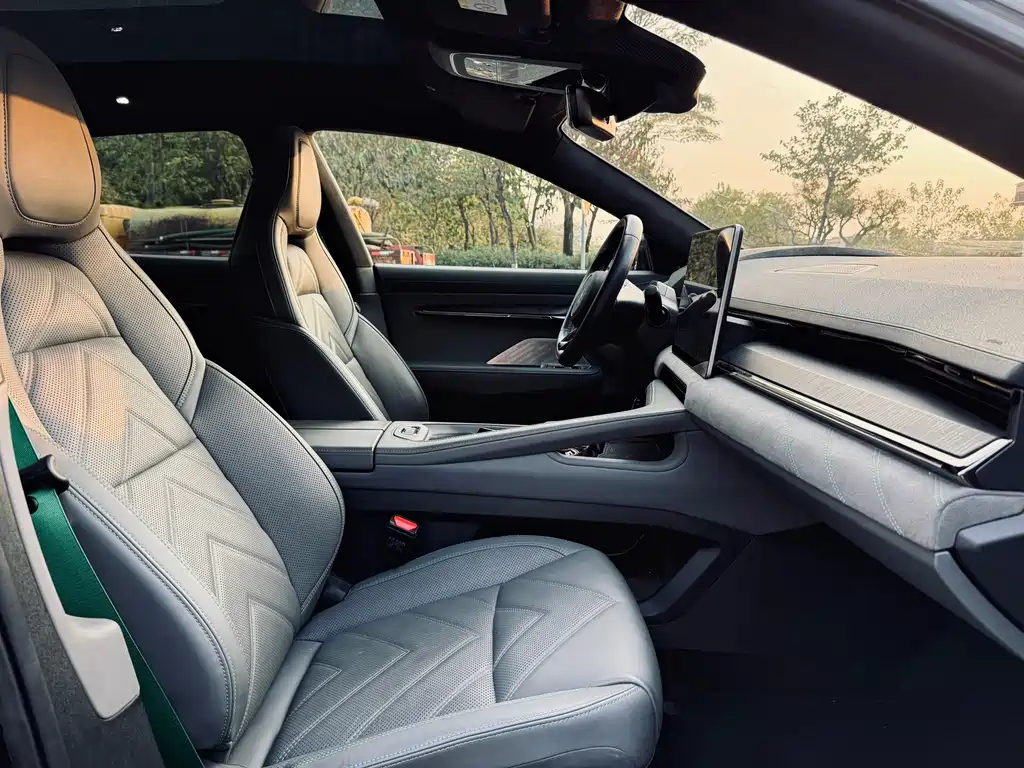 ZEEKR EXTREME KRYPTON 001