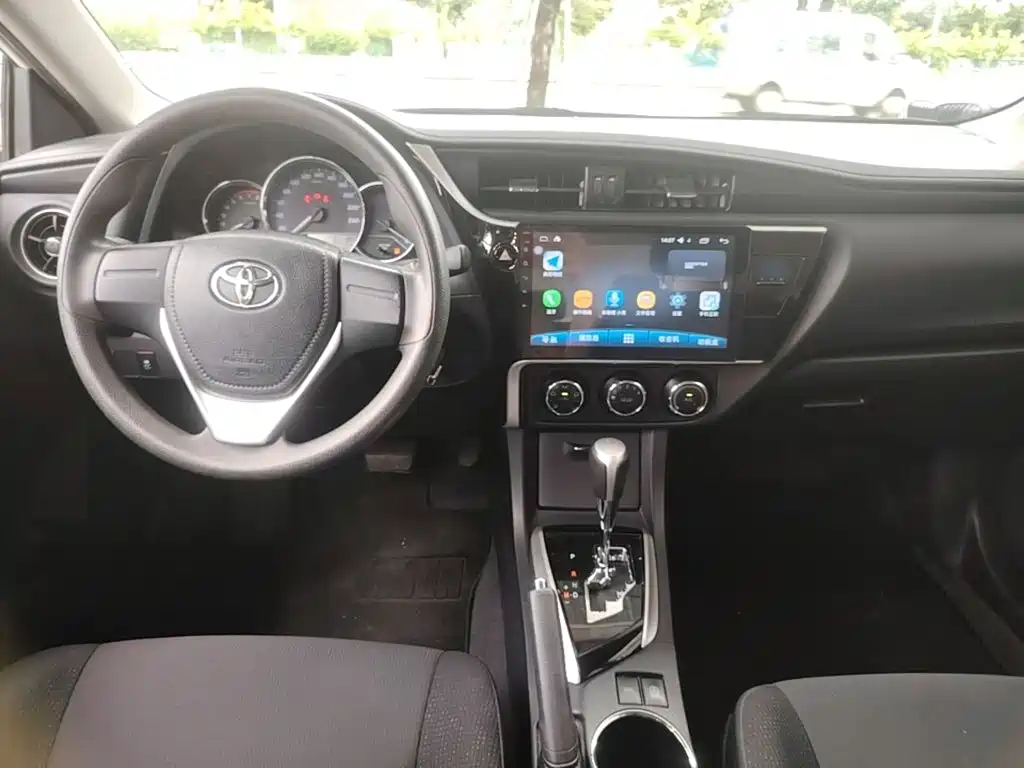 Toyota Corolla — миниатюра 10