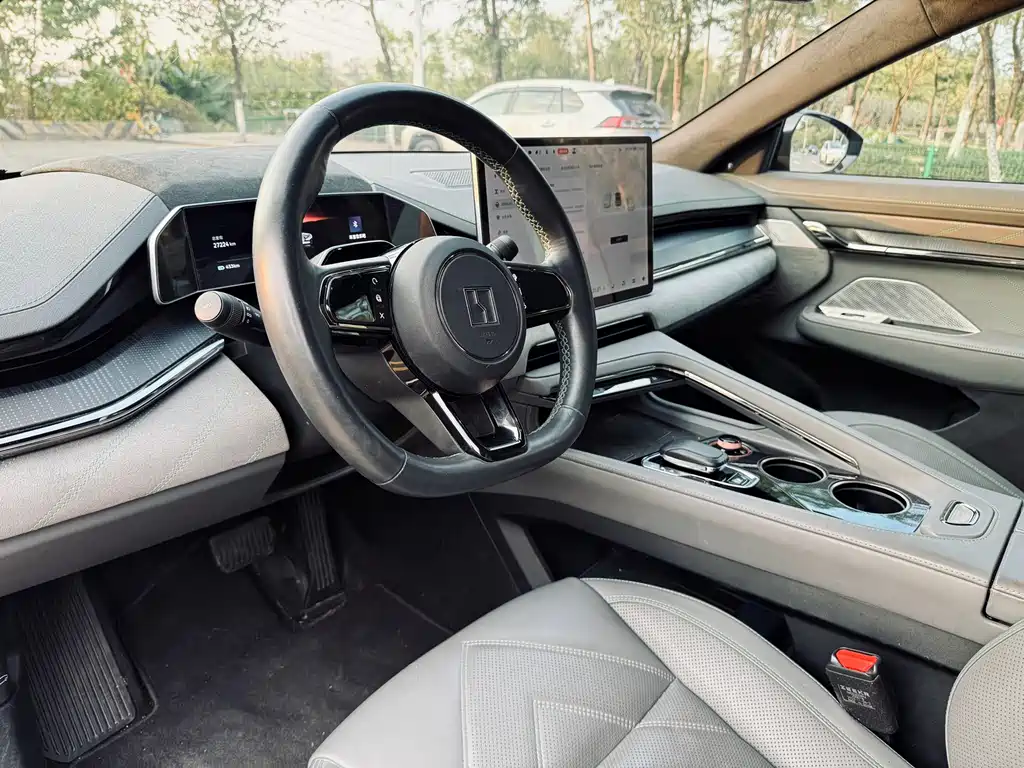 ZEEKR EXTREME KRYPTON 001