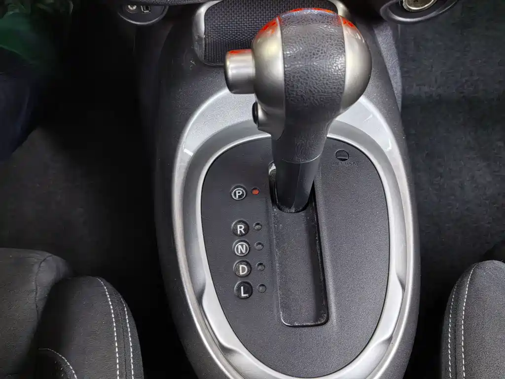 Infiniti ESQ 1.6L Free Spirit Edition, фото 27