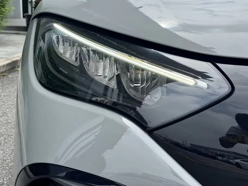 Mercedes-Benz EQE 2022 350