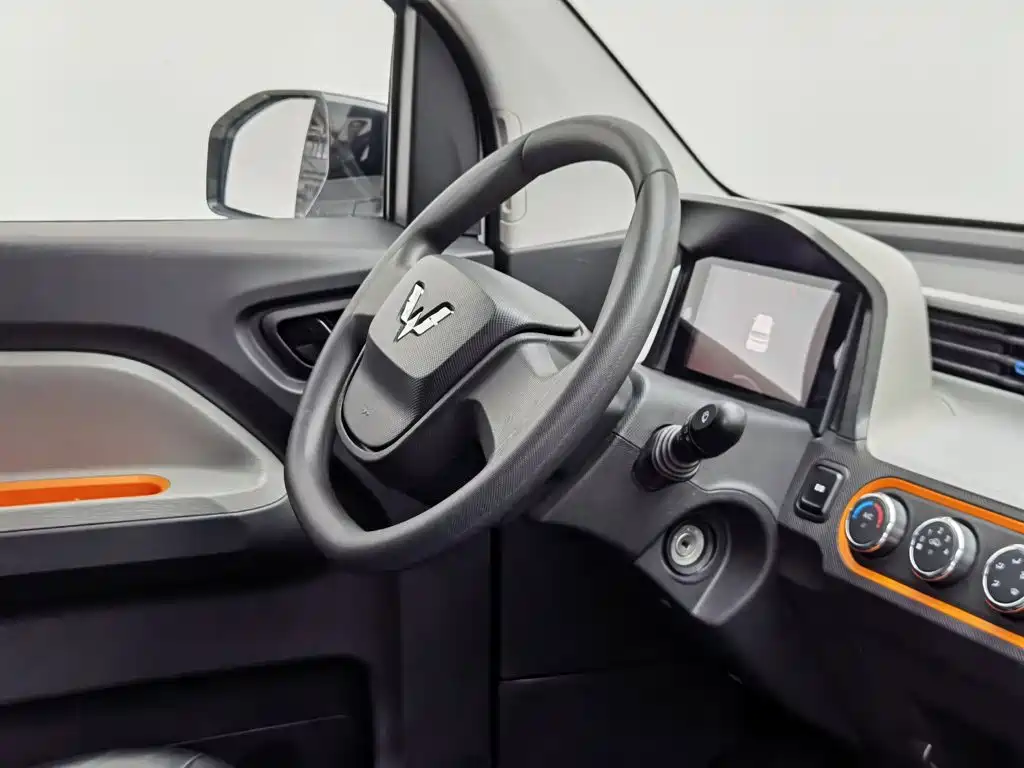 Wuling MINIEV — миниатюра 22
