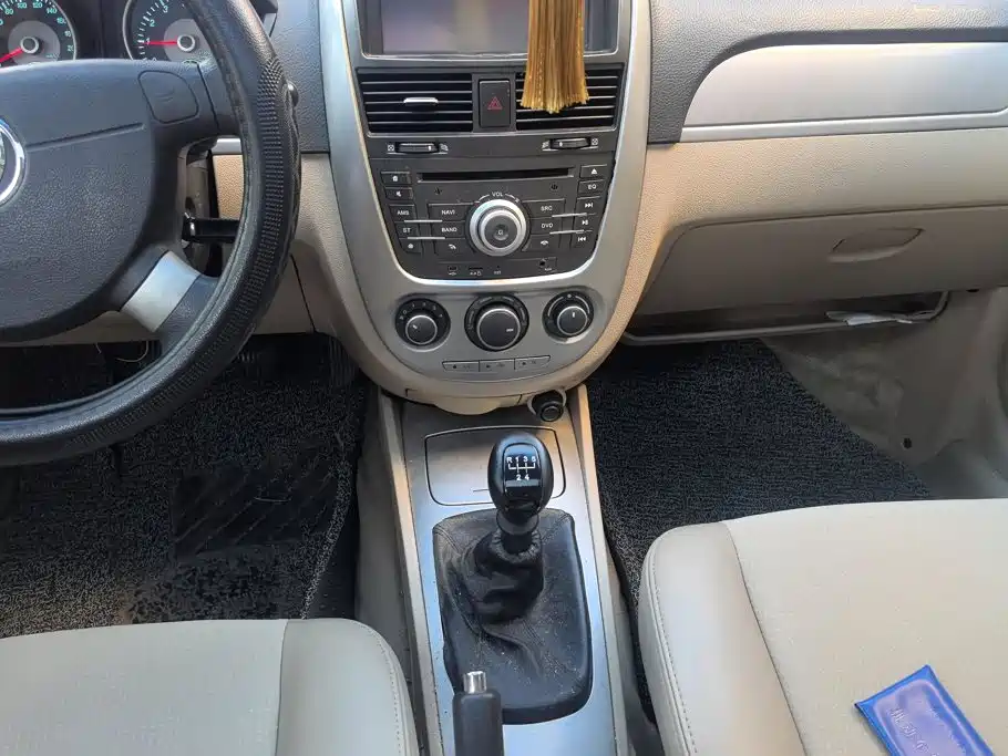 Buick Excelle — миниатюра 16
