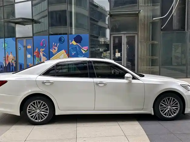 Toyota Crown 2017 2.0T Sport