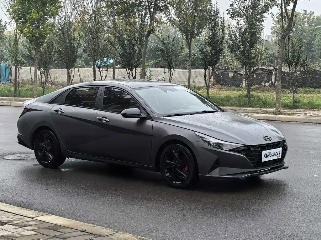 Hyundai Elantra — миниатюра 3