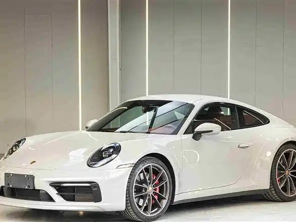 Porsche 911 2023