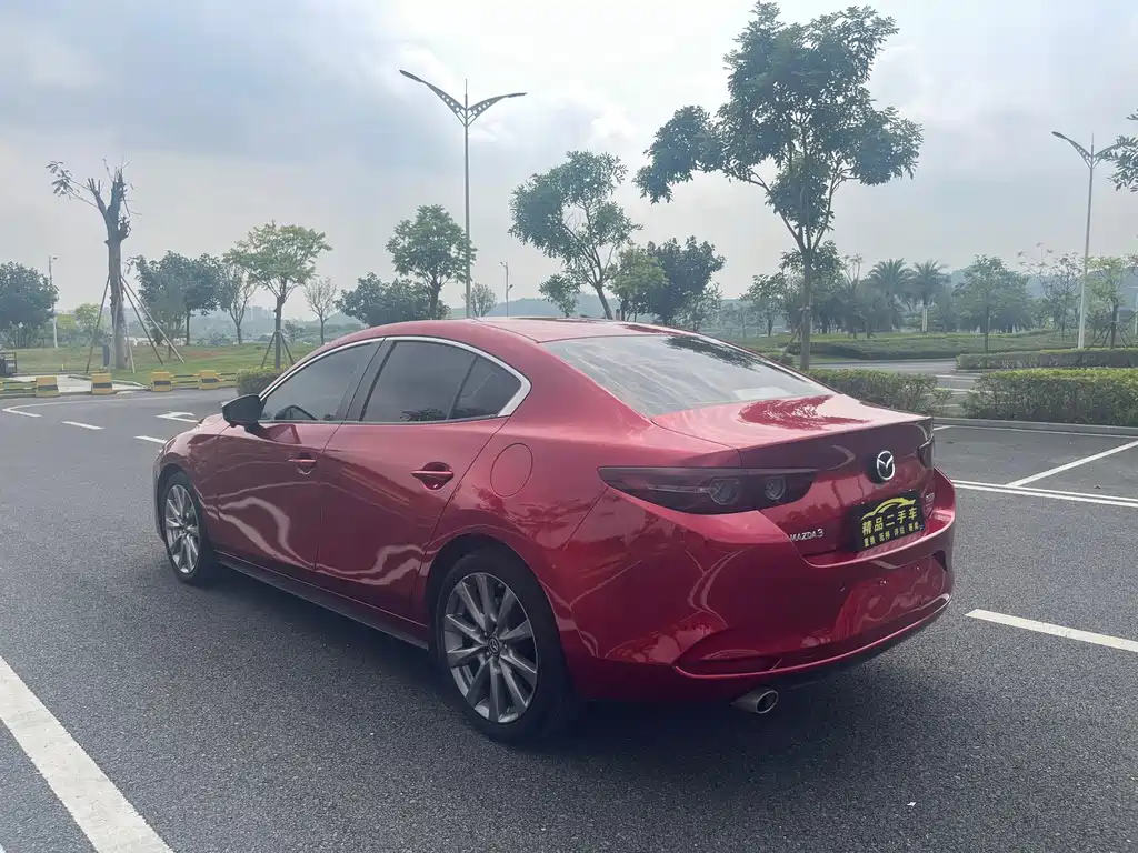 Mazda 3 Axela — миниатюра 8