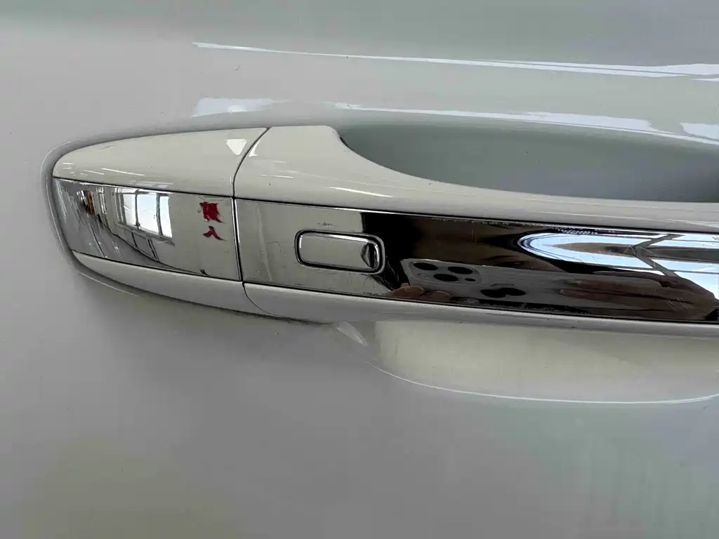 Volkswagen Tharu — миниатюра 4