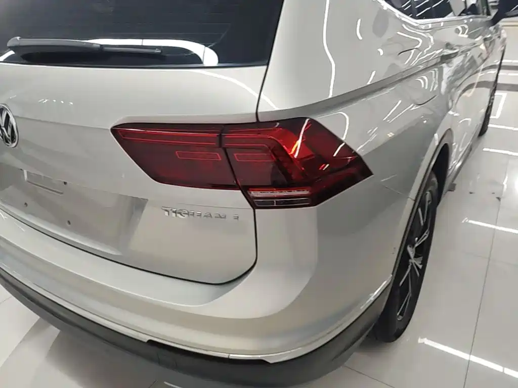 Volkswagen Tiguan L — миниатюра 8