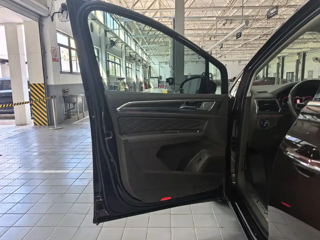 Volkswagen Viloran — миниатюра 8