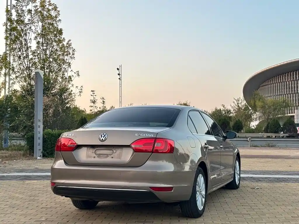 Volkswagen Sagitar — миниатюра 4