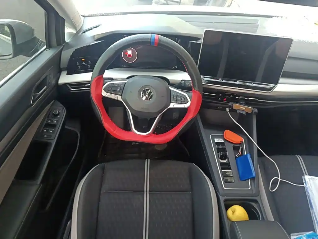 Volkswagen Golf — миниатюра 6