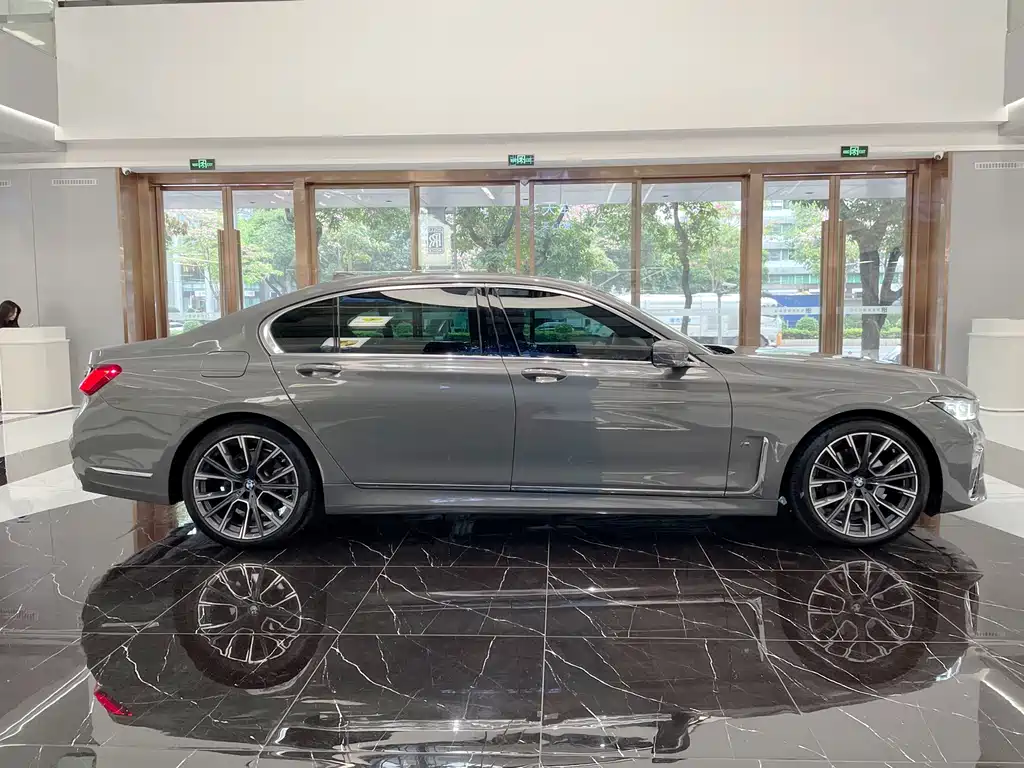 BMW 7 Series 7 2021 740Li Lead M Sport
