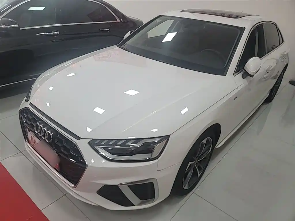Audi A4L 2021