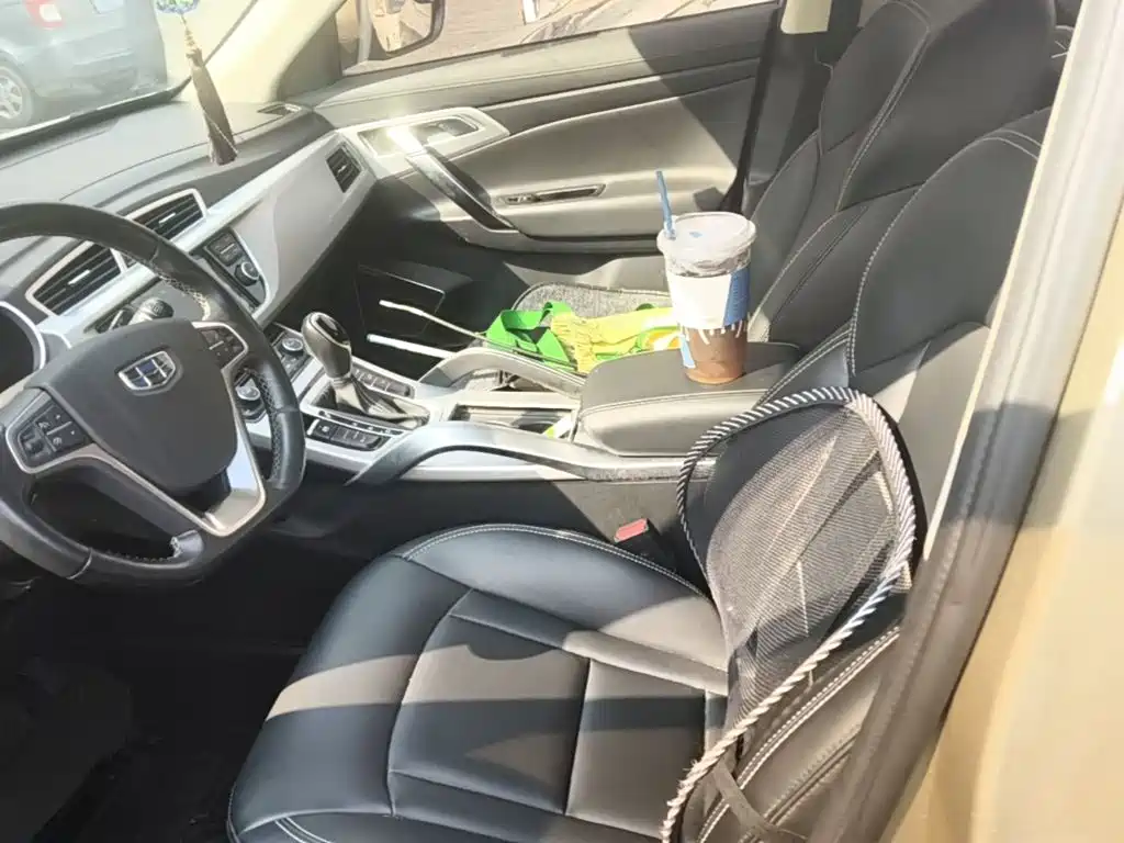 Geely Boyue — миниатюра 20