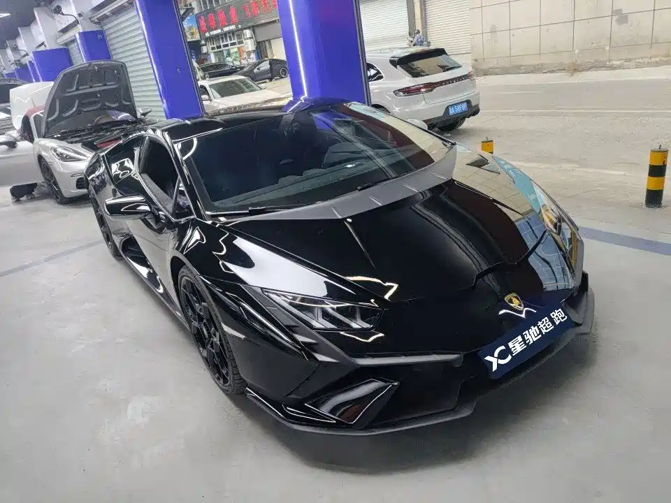 Lamborghini Huracán — миниатюра 2