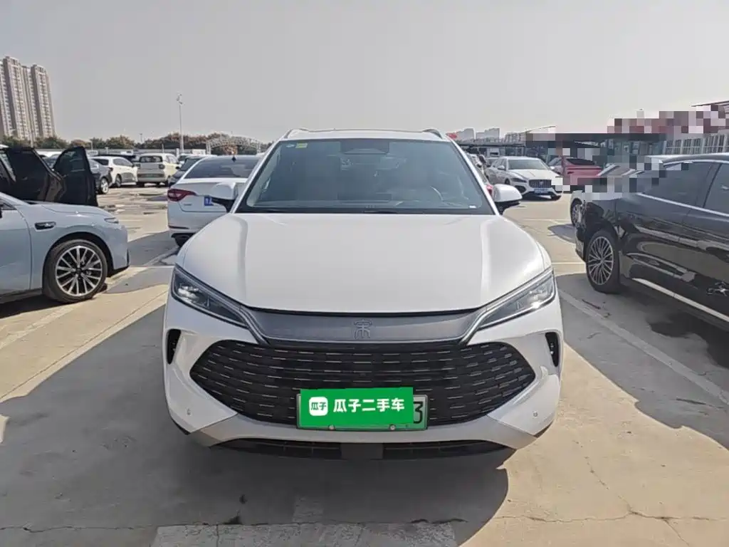 BYD L DM-i — миниатюра 3