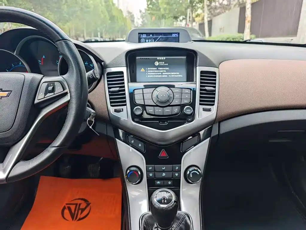 Chevrolet Cruze — миниатюра 10