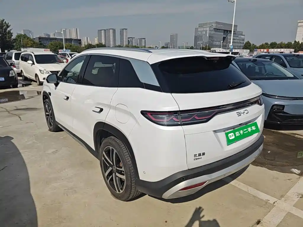 BYD L DM-i — миниатюра 5