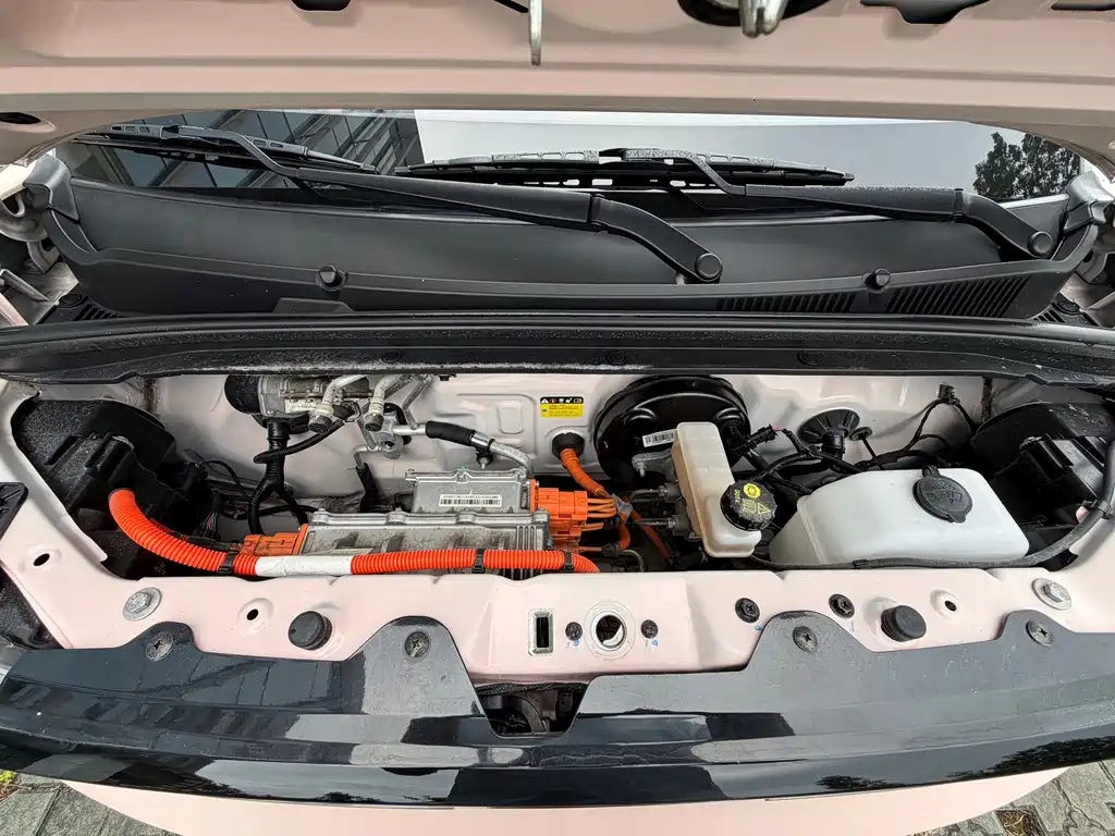 Wuling MINIEV — миниатюра 22