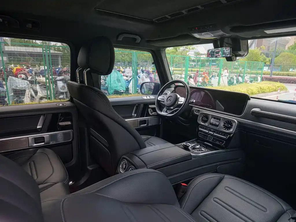 Mercedes-Benz G-Class — миниатюра 13