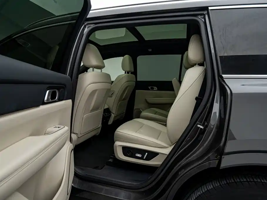 Li Auto Li ONE — миниатюра 11