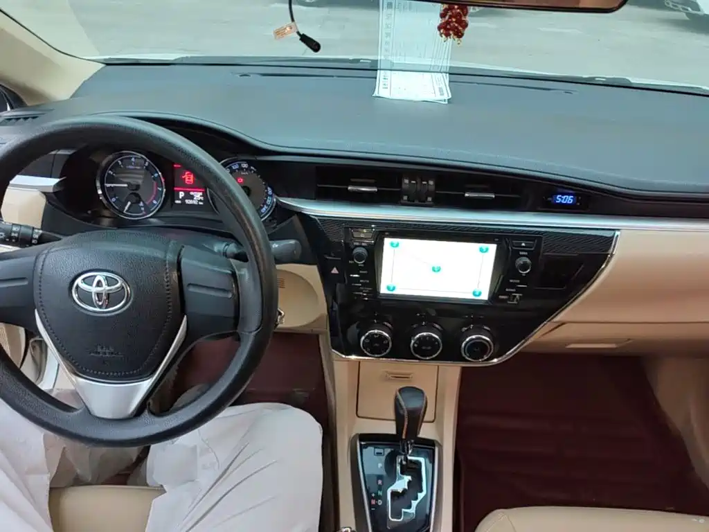 Toyota Corolla — миниатюра 10