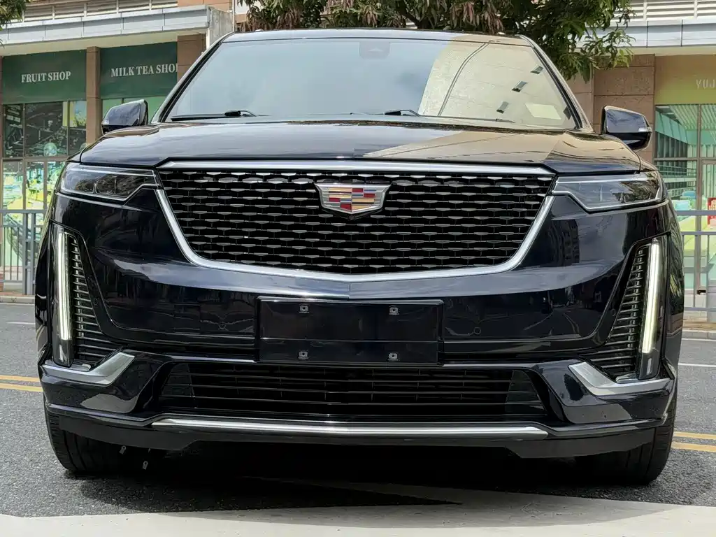 Cadillac XT6 — миниатюра 2