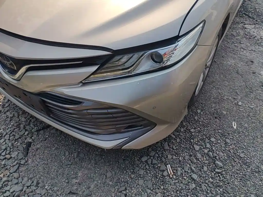 Toyota Camry — миниатюра 24