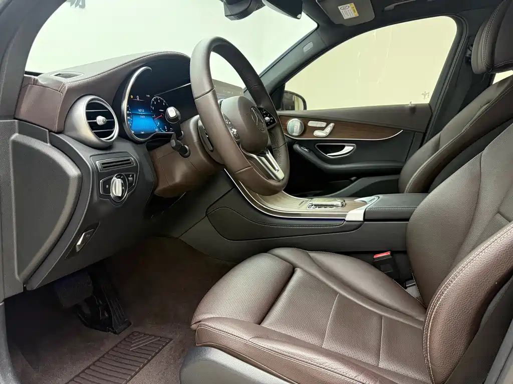 Mercedes-Benz GLC — миниатюра 13