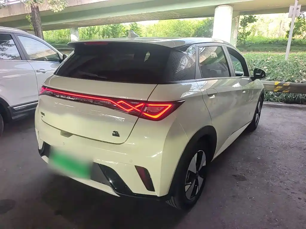 BYD Dolphin — миниатюра 7