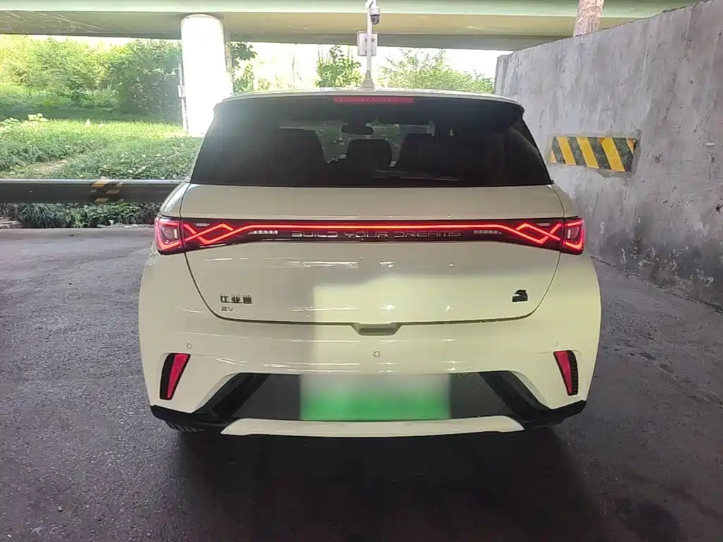 BYD Dolphin — миниатюра 6