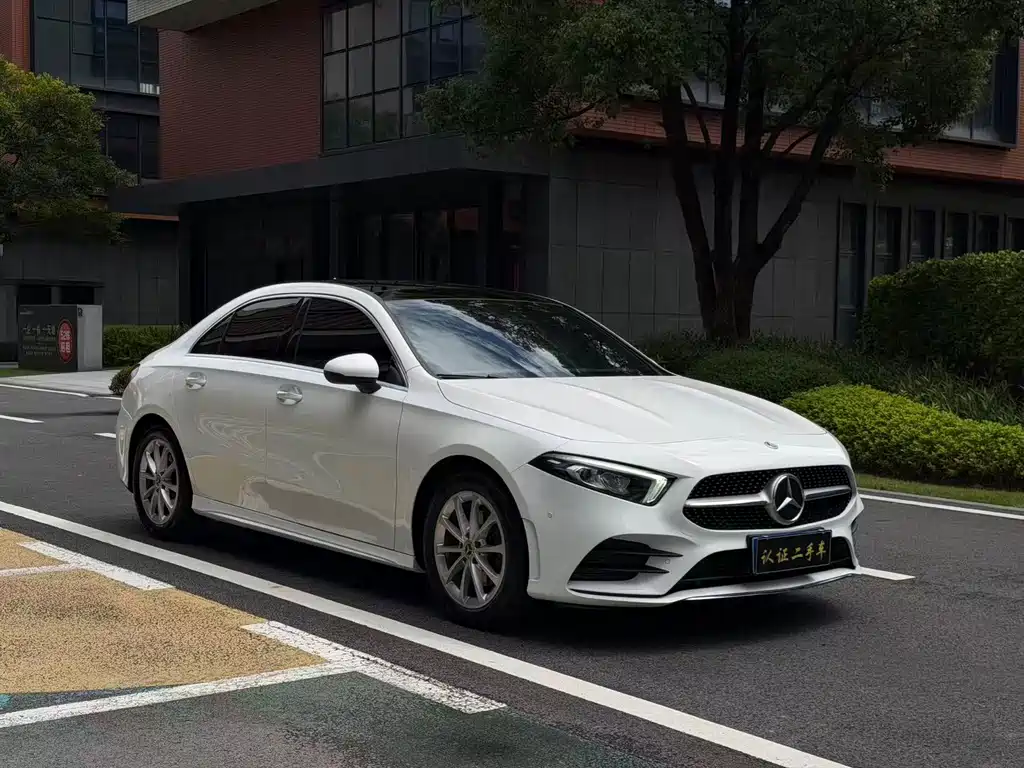 Mercedes-Benz A-Class — миниатюра 3