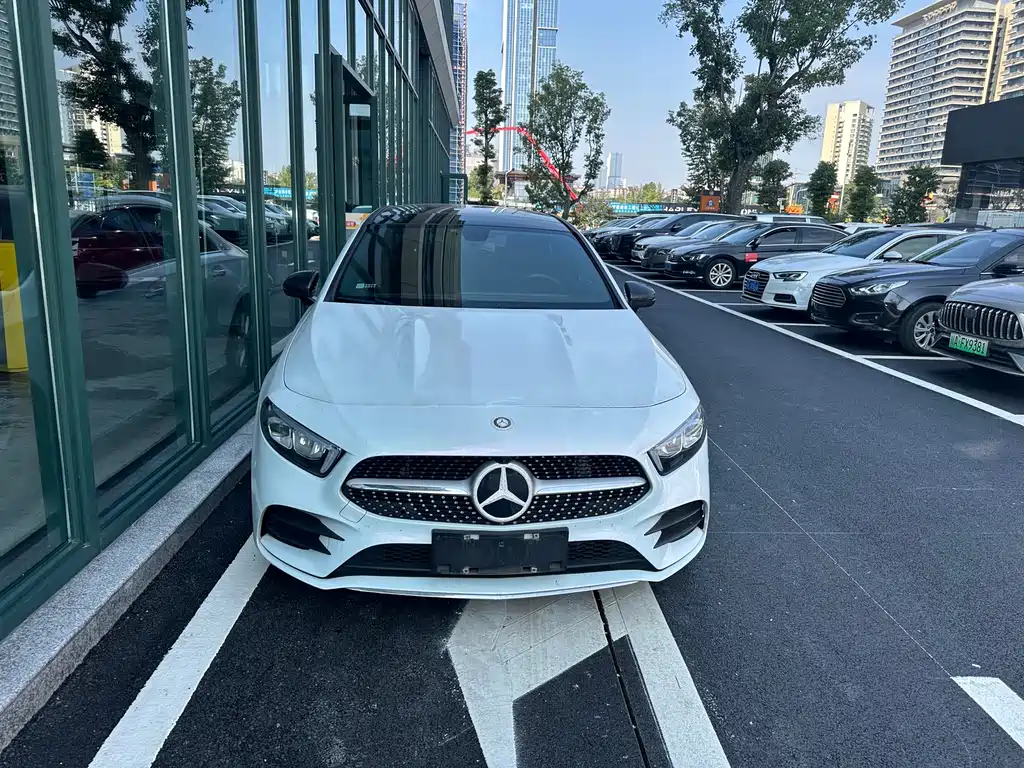Mercedes-Benz A-Class — миниатюра 8
