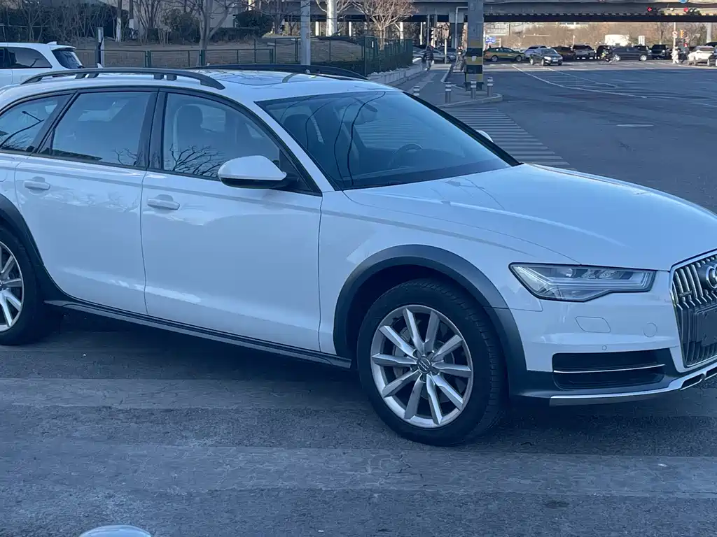 Audi A6 2015 3.0T allroad quattro