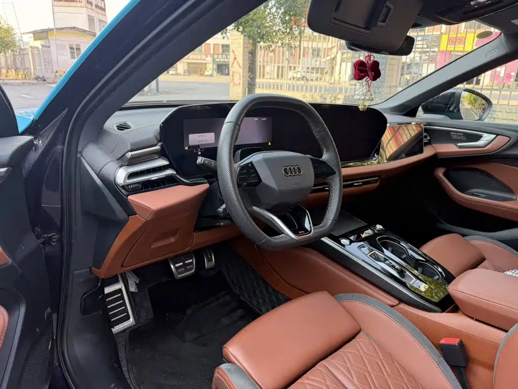 Audi A5L — миниатюра 5