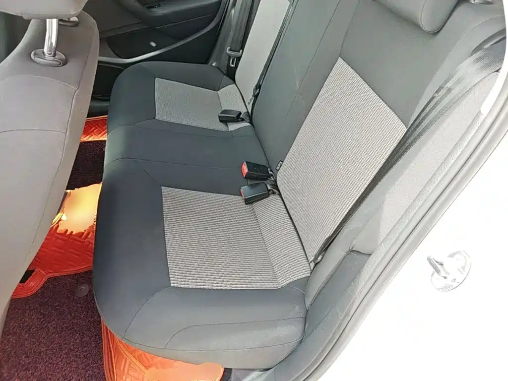 Volkswagen Polo — миниатюра 17