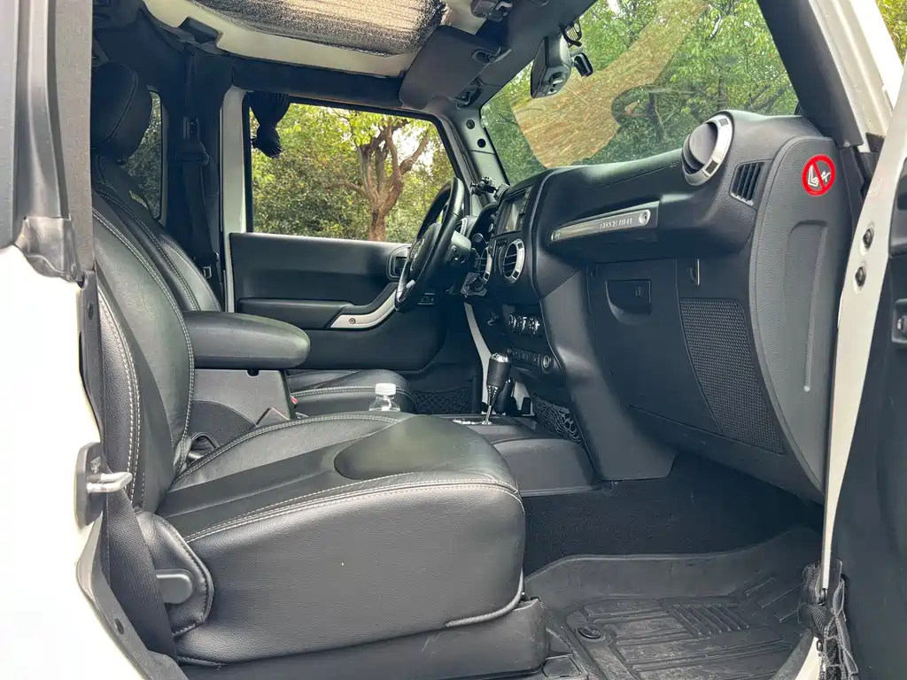 Jeep Wrangler — миниатюра 21