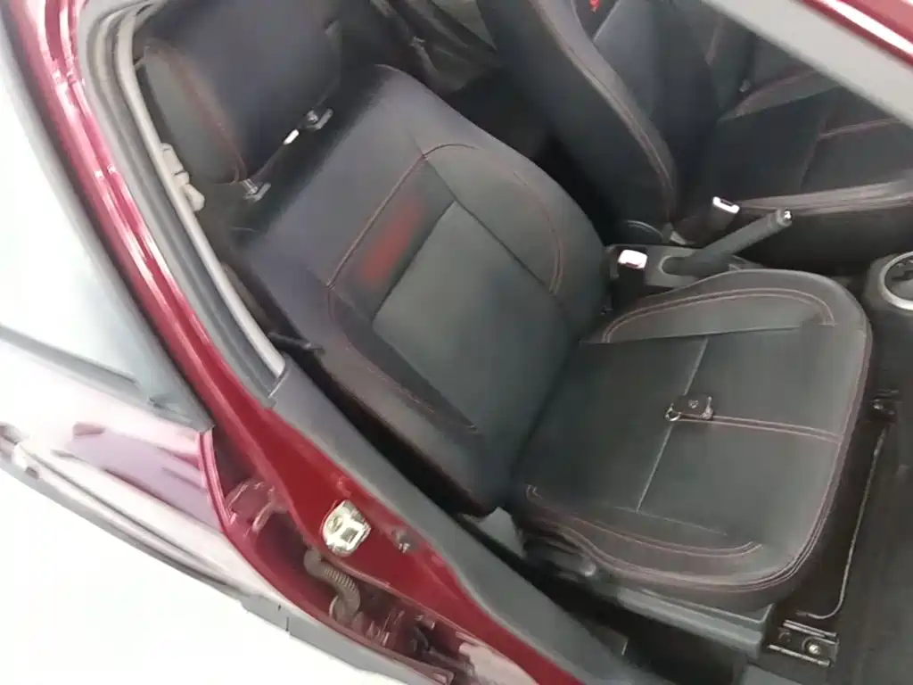 Suzuki Swift — миниатюра 25