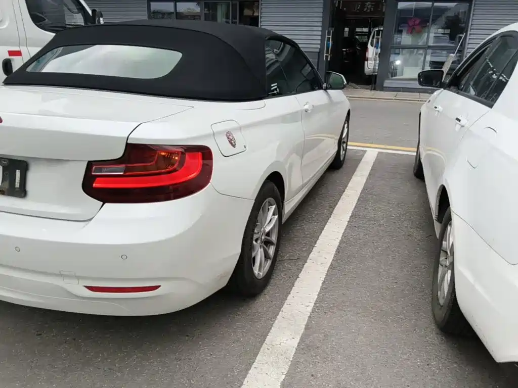 BMW 2 Series (Import) — миниатюра 8