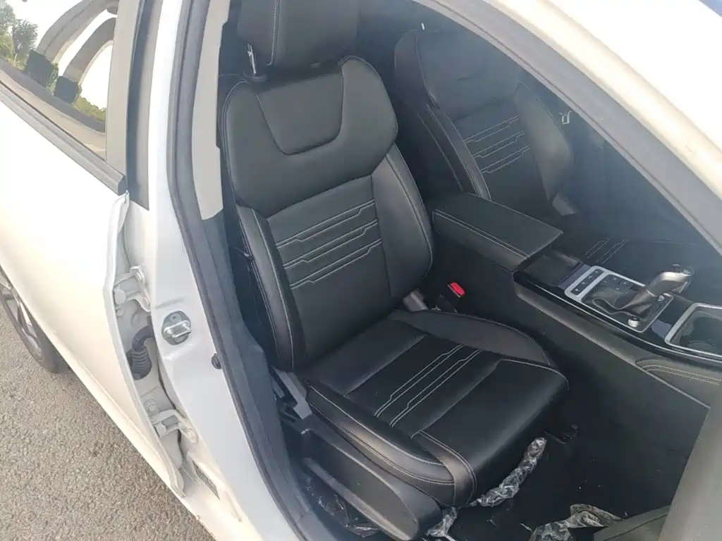 BYD Qin — миниатюра 25