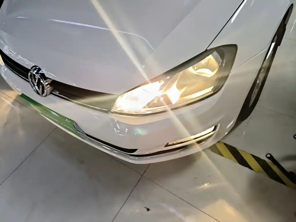 Volkswagen Golf — миниатюра 24