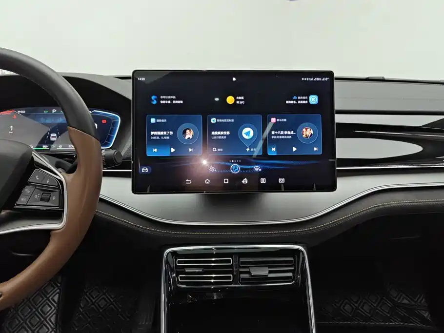 BYD Tang New Energy — миниатюра 13