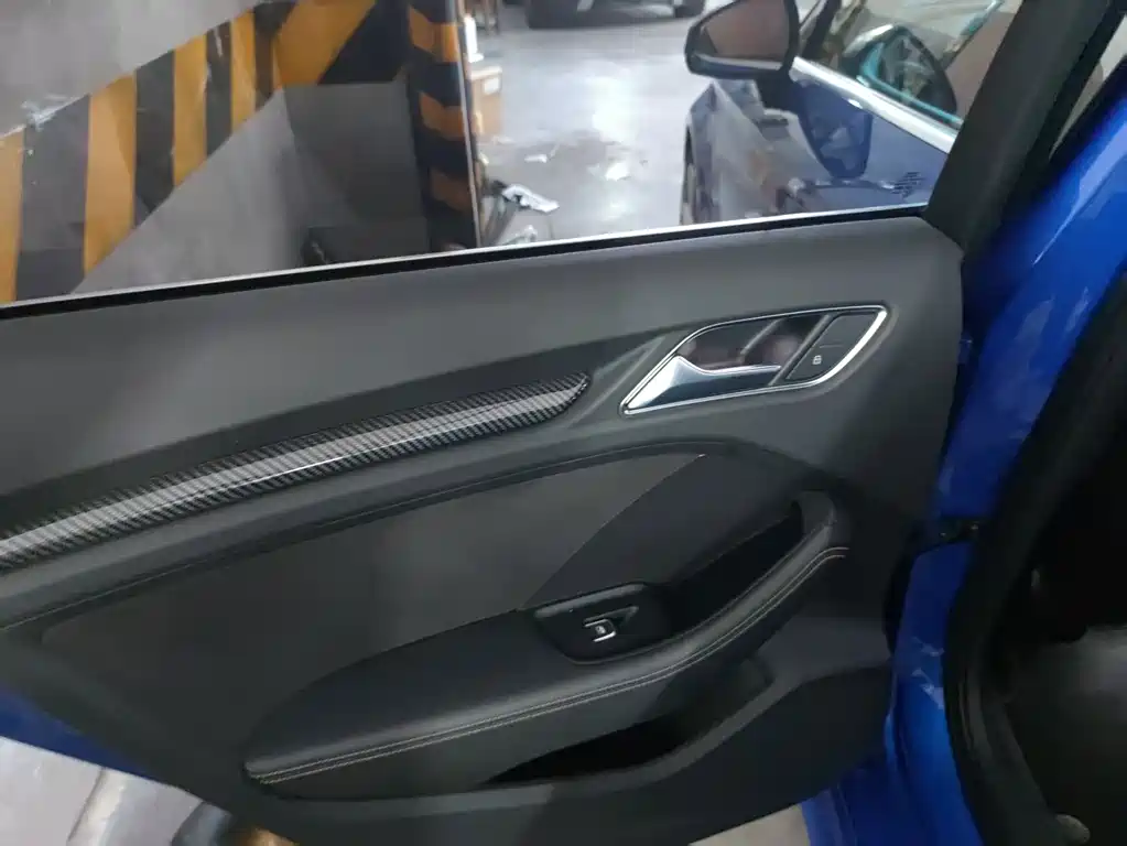 Audi S3 — миниатюра 9